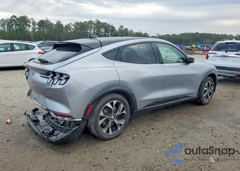 2021 Ford Mustang Mach-E Premium from USA, damaged, VIN 3FMTK3RM5MMA28504